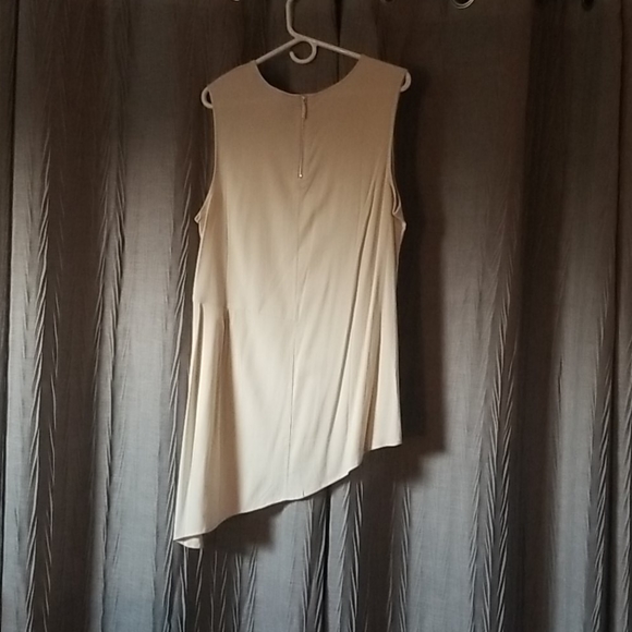 H BY HALSTON TUNIC - Picture 4 of 10